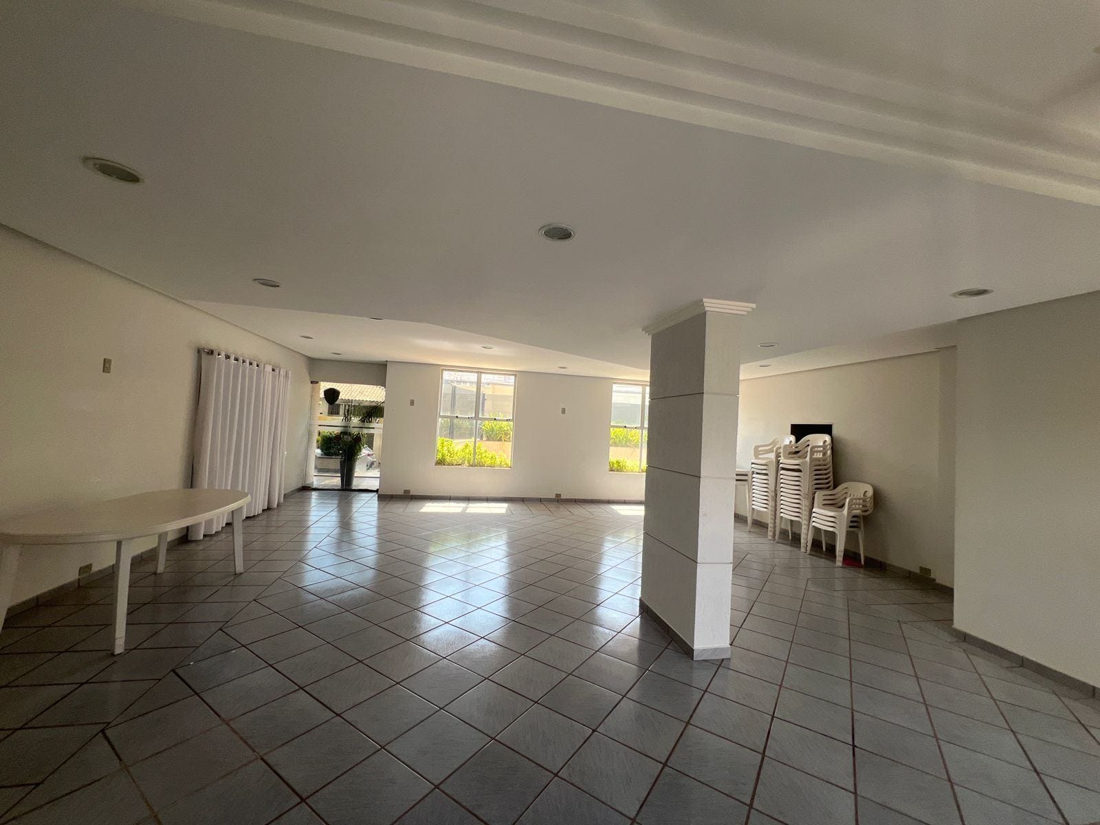 Apartamento à venda com 3 quartos, 98m² - Foto 27