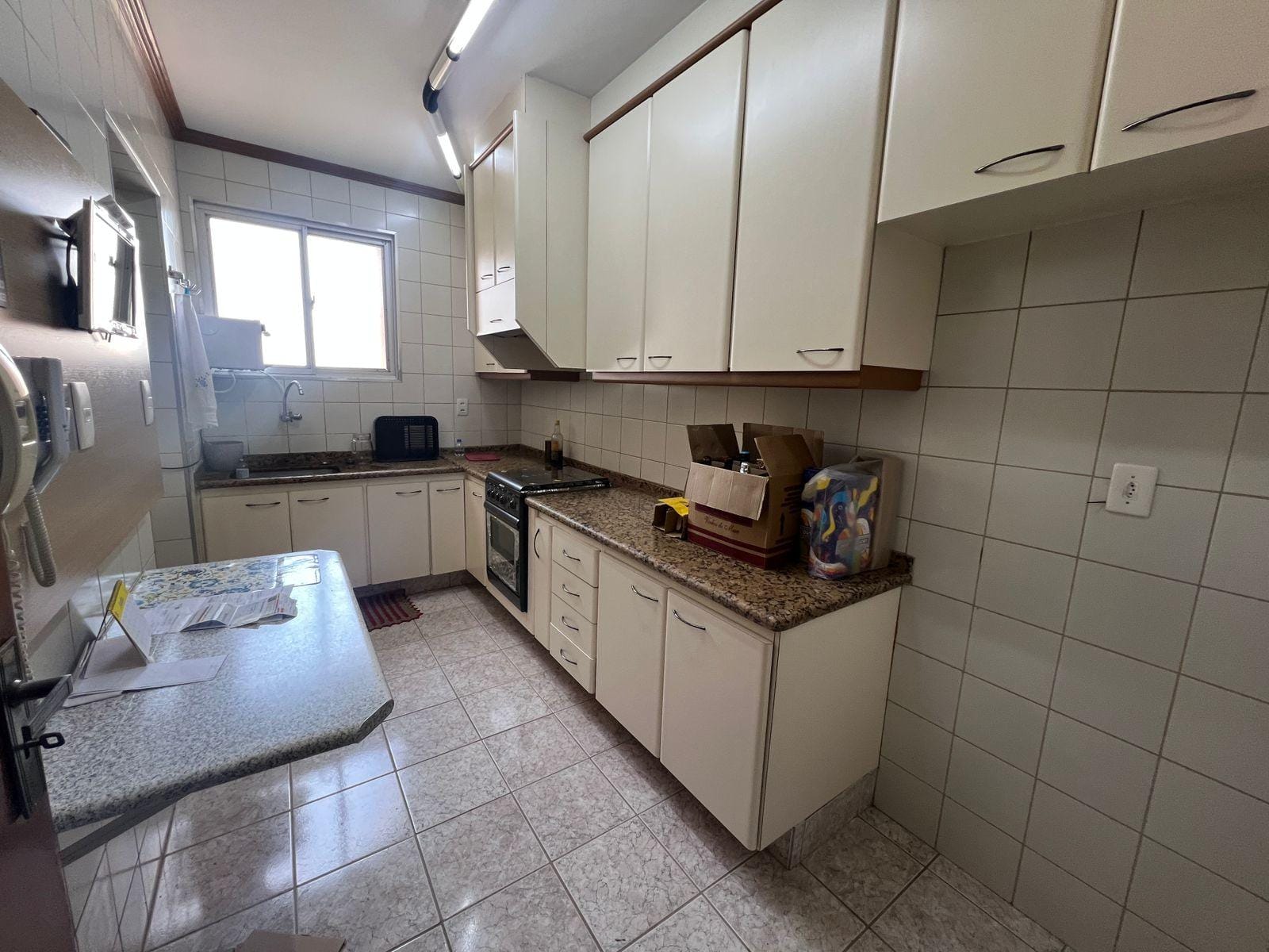 Apartamento à venda com 3 quartos, 98m² - Foto 7