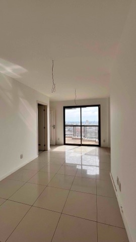 Apartamento 3 quartos e 2 banheiros, à venda, no bairro Centro em Campos dos Goytacazes