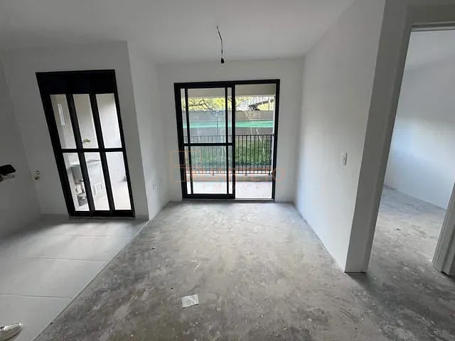 Apartamento 2 quartos e 2 banheiros, à venda, no bairro Vila Anastácio em São Paulo