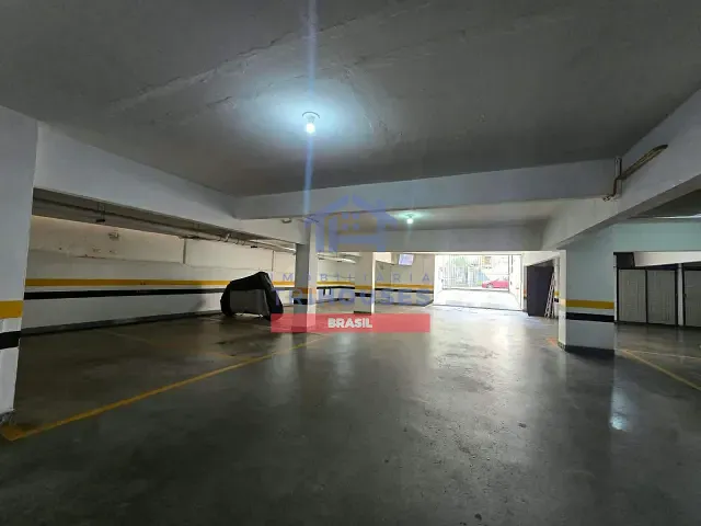 Apartamento 4 quartos e 4 banheiros, à venda, no bairro Centro em Curitiba