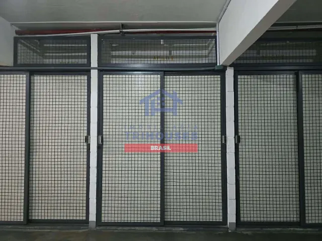 Apartamento 4 quartos e 4 banheiros, à venda, no bairro Centro em Curitiba