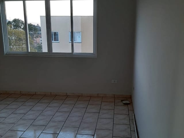 Apartamento com 72m² 2 quartos e 1 banheiro, à venda, no bairro Colônia Dona Luíza em Ponta Grossa