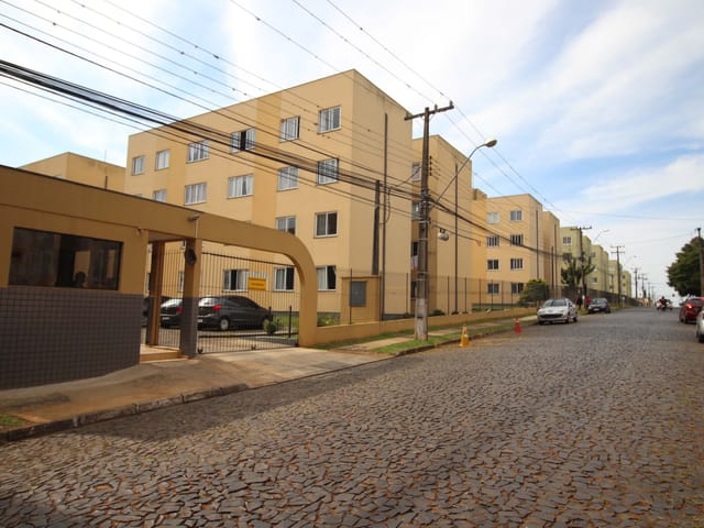 Apartamento com 72m² 2 quartos e 1 banheiro, à venda, no bairro Colônia Dona Luíza em Ponta Grossa