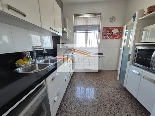 Cobertura / Penthouse 4 quartos e 3 banheiros, para alugar, no bairro Sion em Belo Horizonte