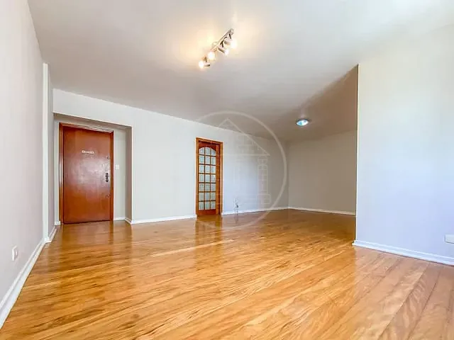 Apartamento com 105m² 3 quartos e 2 banheiros, à venda, no bairro Santo Amaro em São Paulo