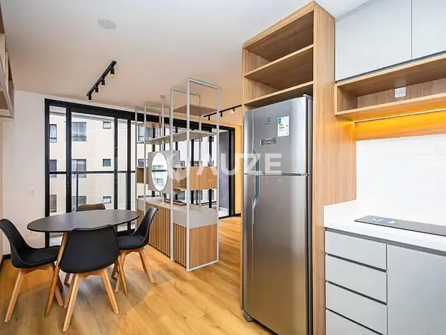 Apartamento com 33m² 1 quarto e 1 banheiro, à venda, no bairro Cristo Rei em Curitiba