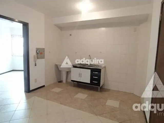 Apartamento 1 quarto e 1 banheiro, para alugar, no bairro Centro em Ponta Grossa