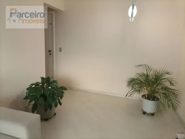 Apartamento 2 quartos e 1 banheiro, à venda, no bairro Parque São Jorge em São Paulo