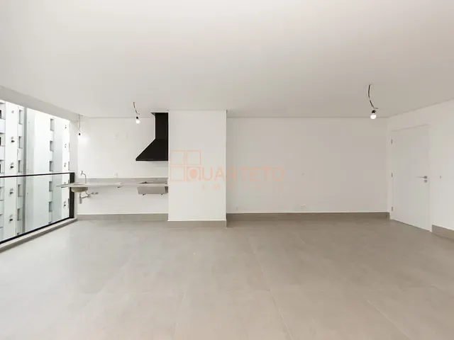 Apartamento 3 quartos e 4 banheiros, à venda, no bairro Jardim Paulista em São Paulo