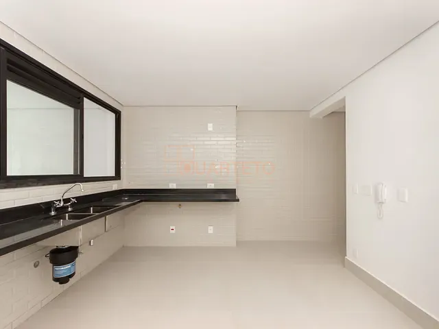 Apartamento 3 quartos e 4 banheiros, à venda, no bairro Jardim Paulista em São Paulo