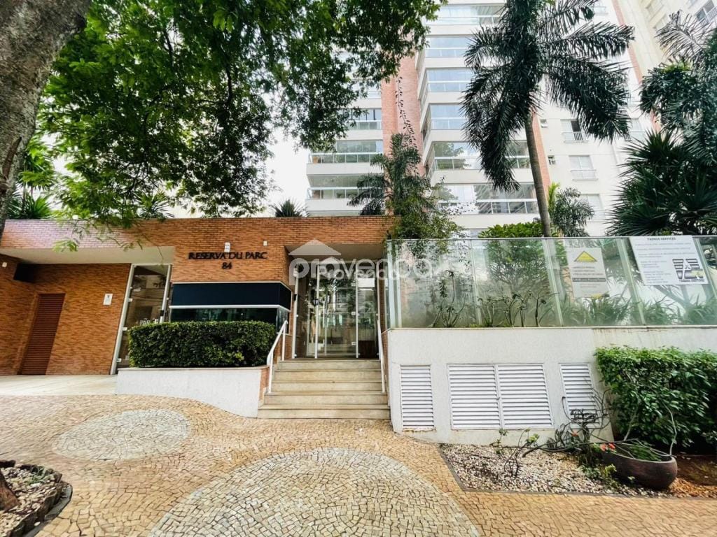 Apartamento, 3 quartos, 147 m² - Foto 1