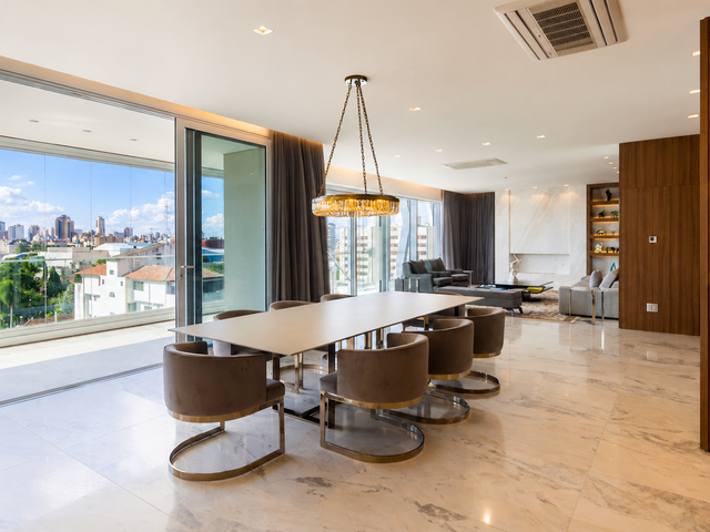Apartamento com 715m² 4 quartos e 5 banheiros, à venda, no bairro Batel em Curitiba