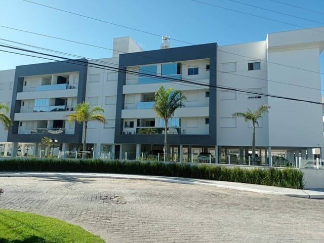 Apartamento 2 quartos e 3 banheiros, à venda, no bairro Ingleses do Rio Vermelho em Florianópolis