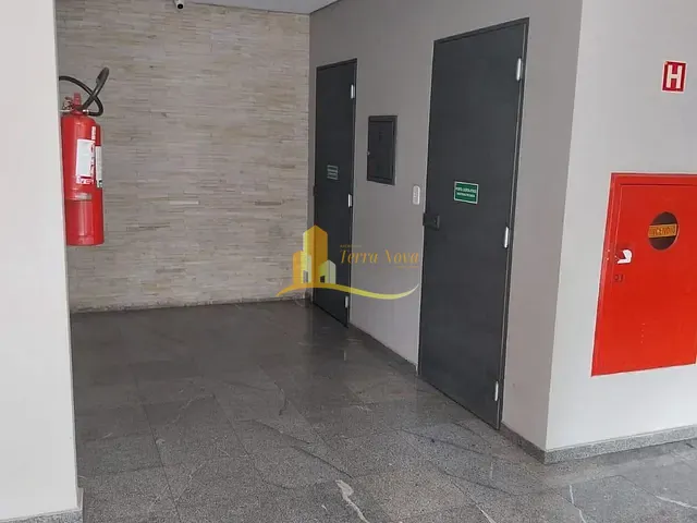 Apartamento 2 quartos e 1 banheiro, à venda, no bairro Vila Carmosina em São Paulo