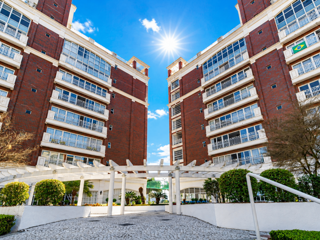 Apartamento com 214m² 3 quartos e 4 banheiros, à venda, no bairro Hugo Lange em Curitiba