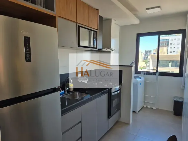 Apartamento 1 quarto e 1 banheiro, para alugar, no bairro Floresta em Belo Horizonte