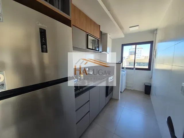 Apartamento 1 quarto e 1 banheiro, para alugar, no bairro Floresta em Belo Horizonte