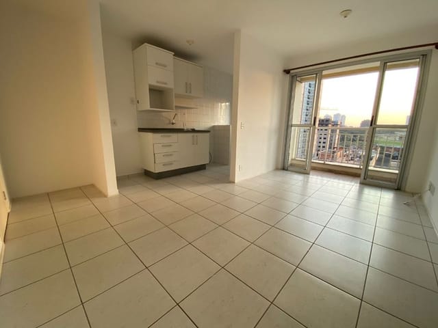 Apartamento 2 quartos e 1 banheiro, para alugar, no bairro Aurora em Londrina