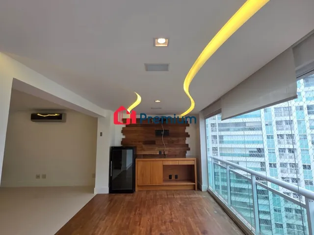 Apartamento 4 quartos e 5 banheiros, à venda, no bairro Barra da Tijuca em Rio de Janeiro
