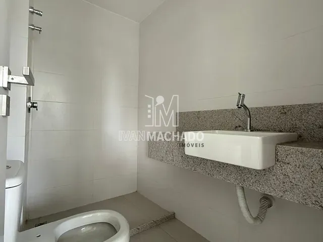 Apartamento 2 quartos e 2 banheiros, à venda, no bairro Santa Lúcia em Vitória