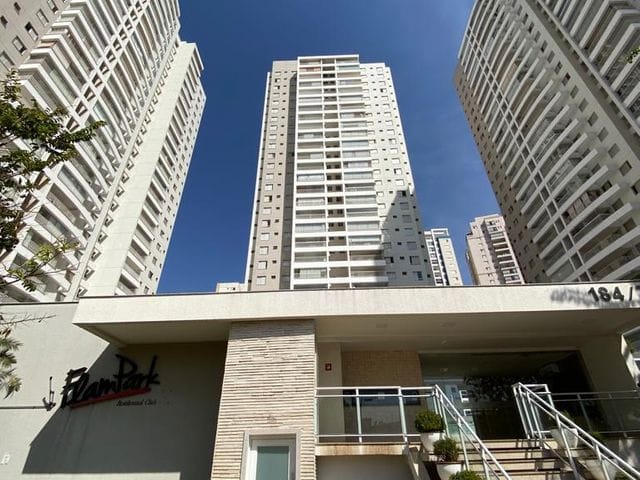 Foto do Apartamento - Apartamento à venda no Condomínio FlamPark Residencial Club no Jardim Goiás em Goiânia GO tendo 118m² com 4 quartos sendo 3 suítes e 2 vagas de garagem. | Home Gyn Imóveis Ltda