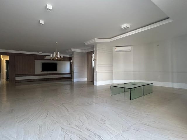 Apartamento com 232m² 44 quartos e 6 banheiros, à venda, no bairro Setor Oeste em Goiânia