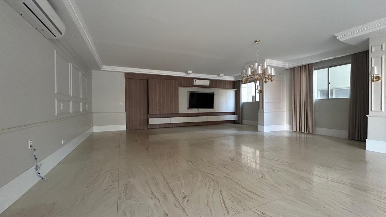 Apartamento, 20 quartos, 232 m² - Foto 1