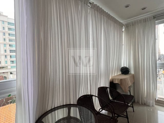 Apartamento 2 quartos e 2 banheiros, à venda, no bairro Meia Praia em Itapema