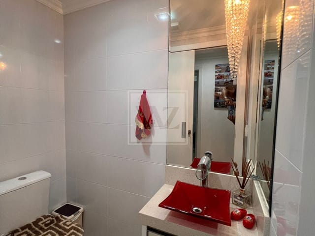 Apartamento 2 quartos e 2 banheiros, à venda, no bairro Meia Praia em Itapema