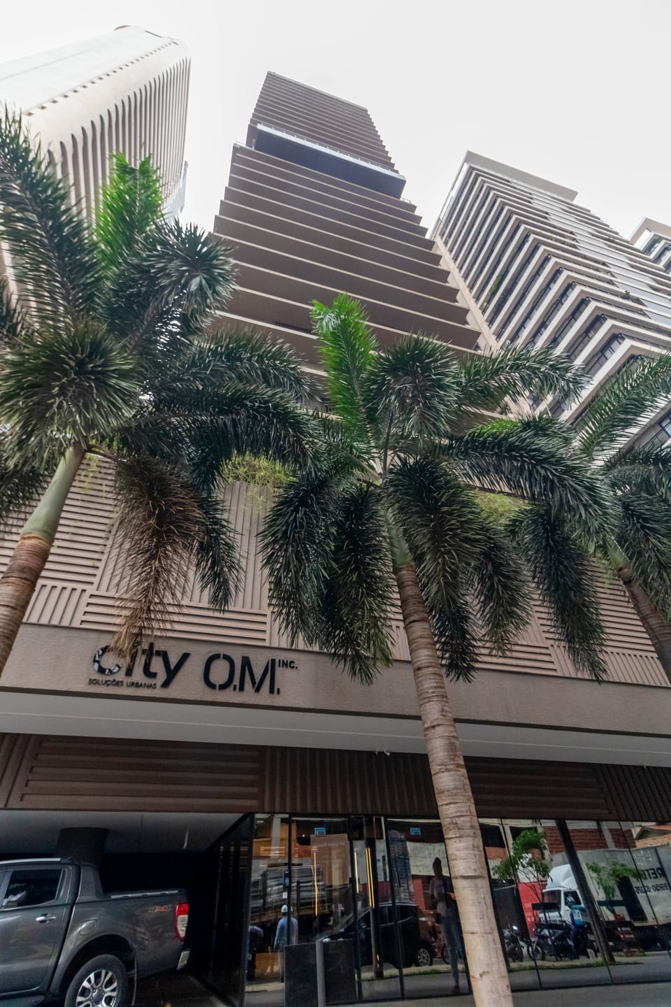 Apartamento à venda com 2 quartos, 70m² - Foto 1