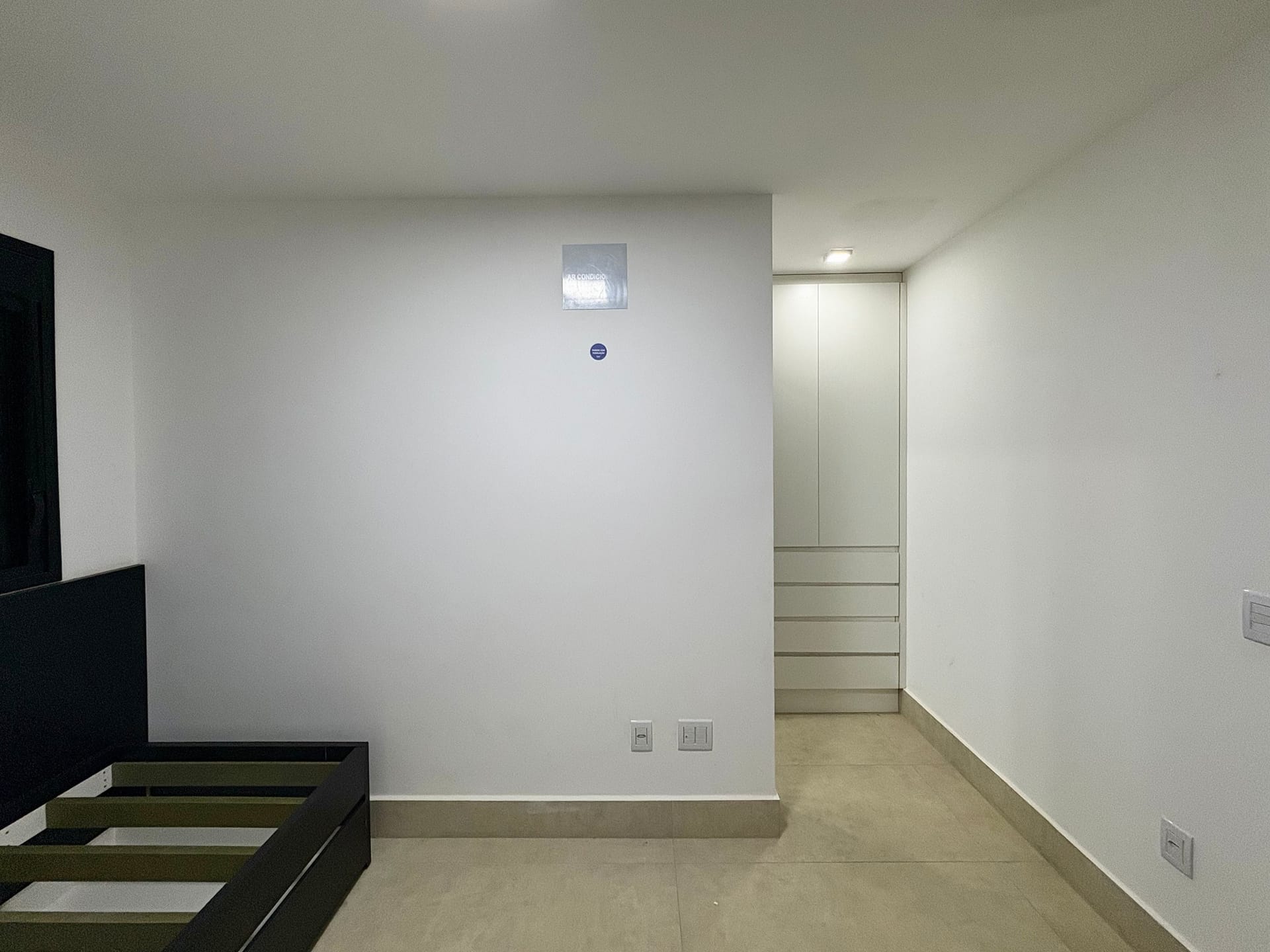 Apartamento à venda com 2 quartos, 70m² - Foto 12