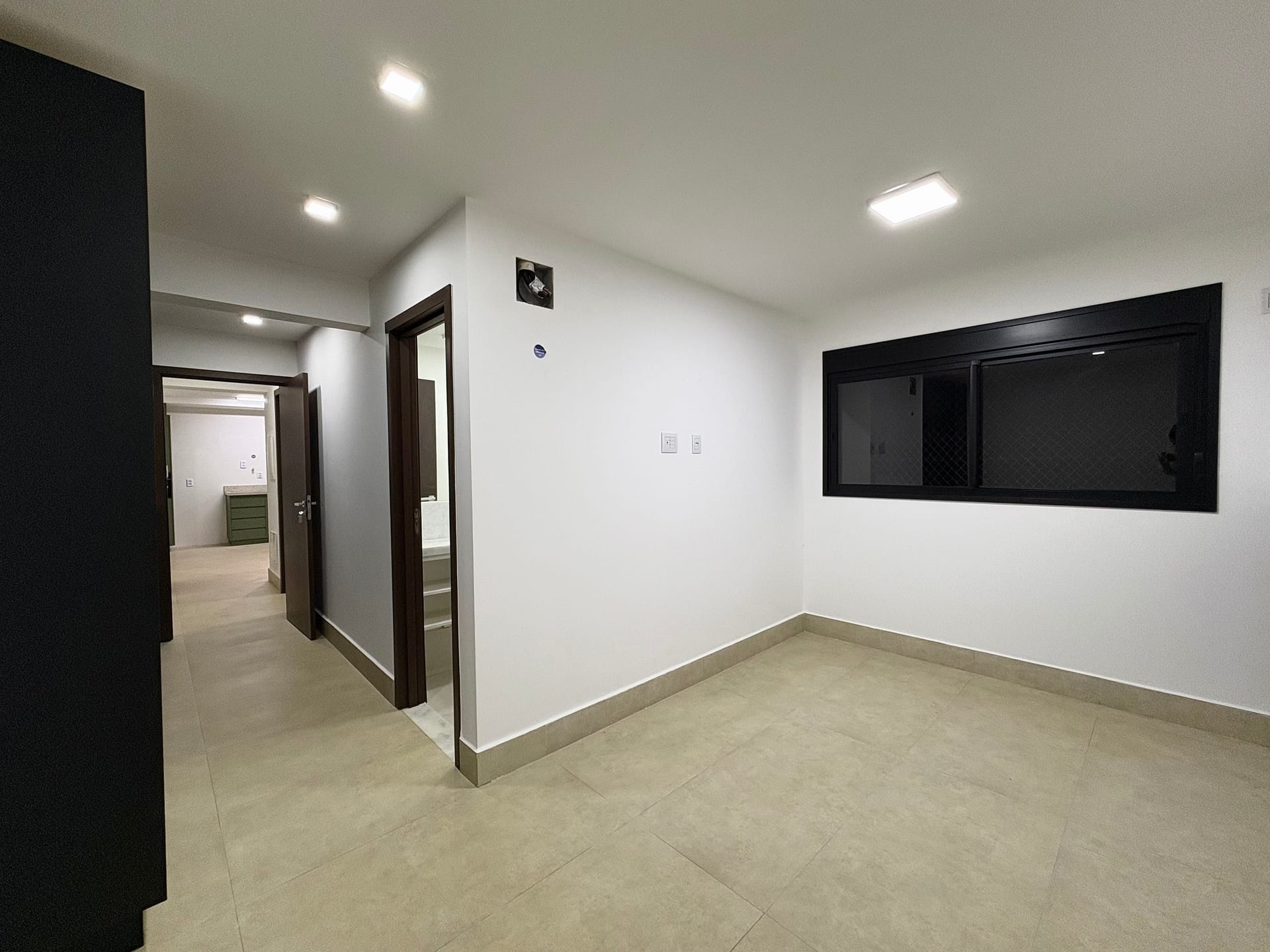 Apartamento à venda com 2 quartos, 70m² - Foto 19