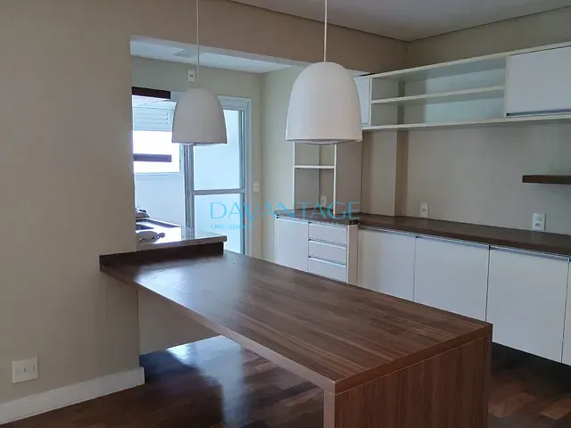 Apartamento para alugar, no bairro Cidade Monções em São Paulo
