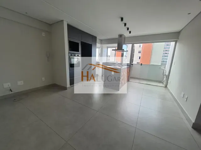 Apartamento 2 quartos e 1 banheiro, para alugar, no bairro Lourdes em Belo Horizonte