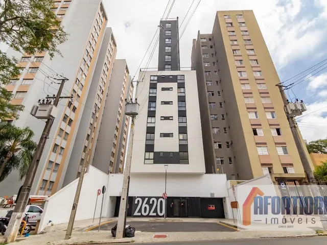 Apartamento 2 quartos e 1 banheiro, à venda, no bairro Água Verde em Curitiba