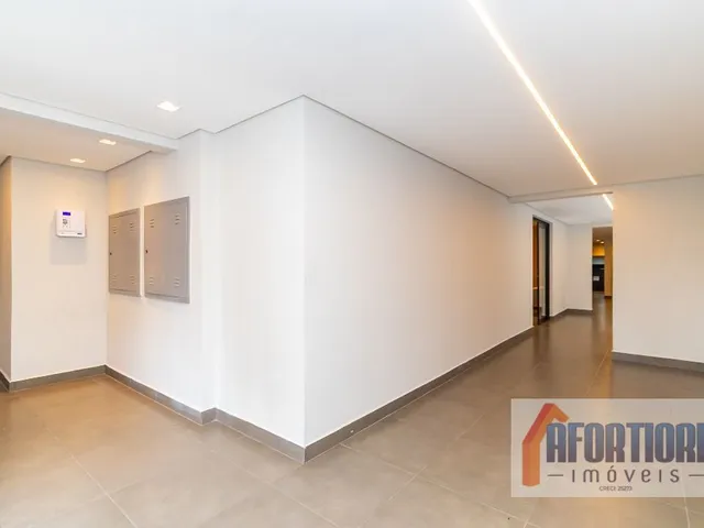 Apartamento 2 quartos e 1 banheiro, à venda, no bairro Água Verde em Curitiba