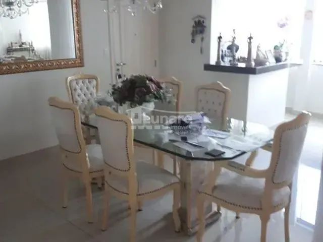 Apartamento 3 quartos e 3 banheiros, à venda, no bairro Vila Vitória em Mogi das Cruzes