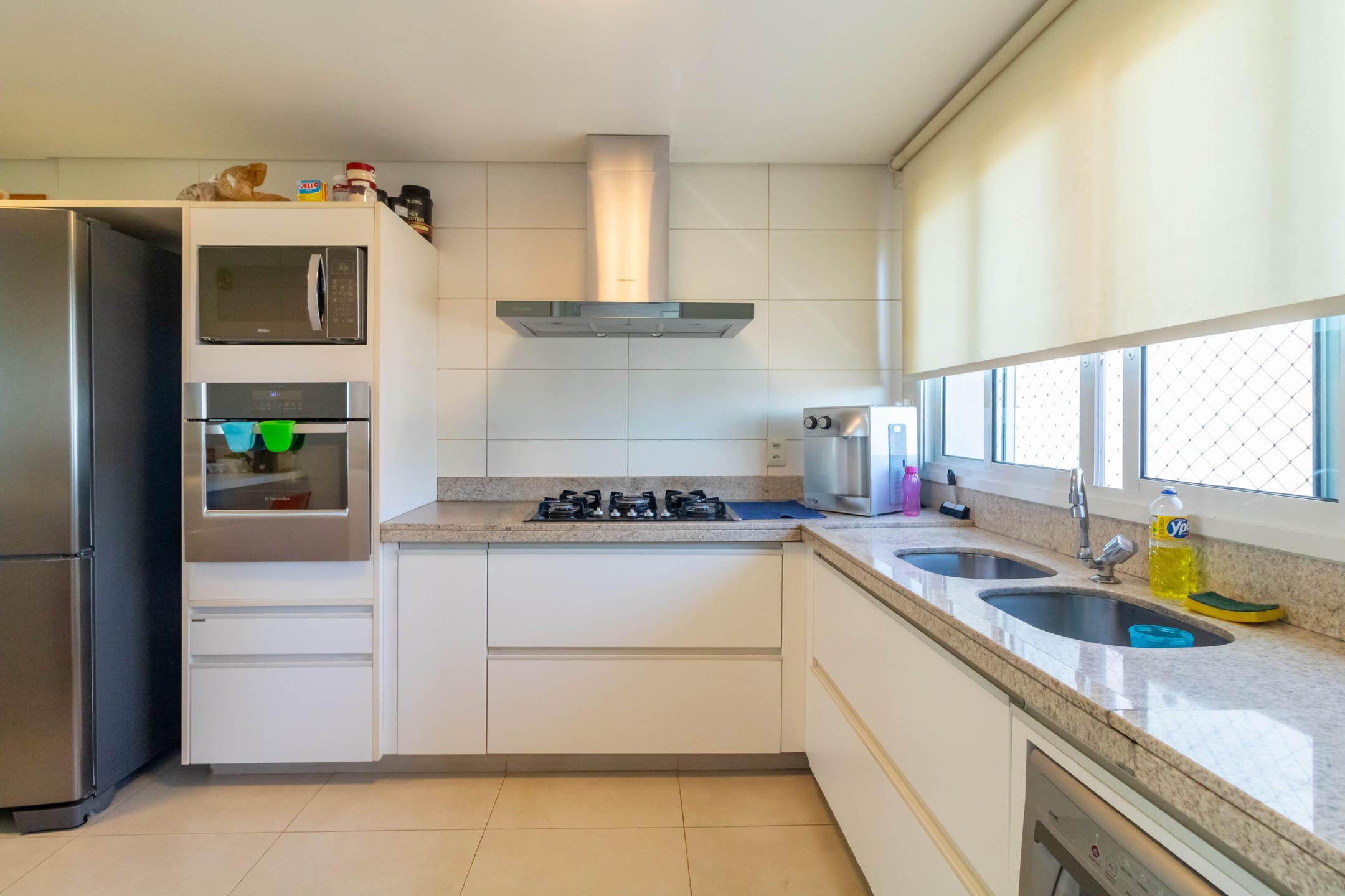 Apartamento à venda com 4 quartos, 176m² - Foto 8