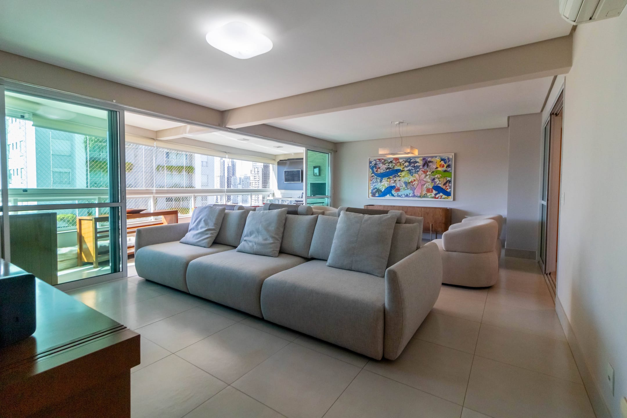 Apartamento à venda com 4 quartos, 176m² - Foto 4