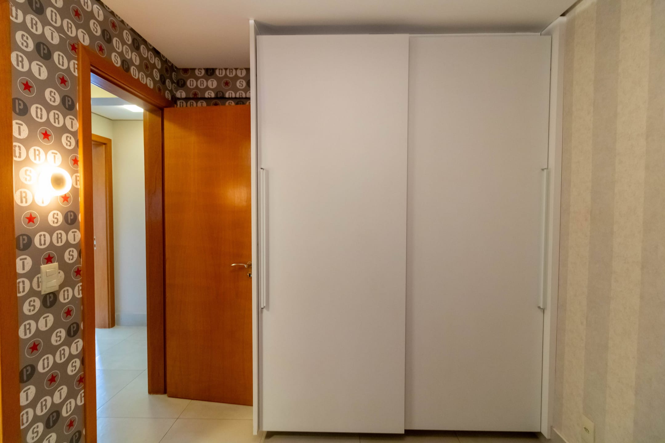 Apartamento à venda com 4 quartos, 176m² - Foto 15