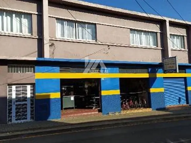 Apartamento com 347m² 4 quartos e 2 banheiros, à venda, no bairro Centro em Ponta Grossa