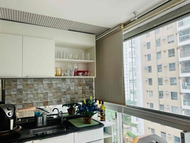 Apartamento com 68m² 2 quartos e 2 banheiros, à venda, no bairro Recreio dos Bandeirantes em Rio de Janeiro