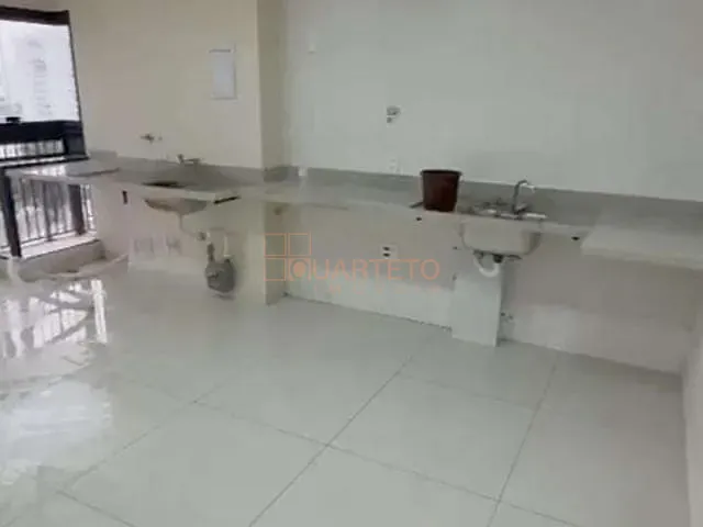 Apartamento 3 quartos e 2 banheiros, à venda, no bairro Vila Anastácio em São Paulo