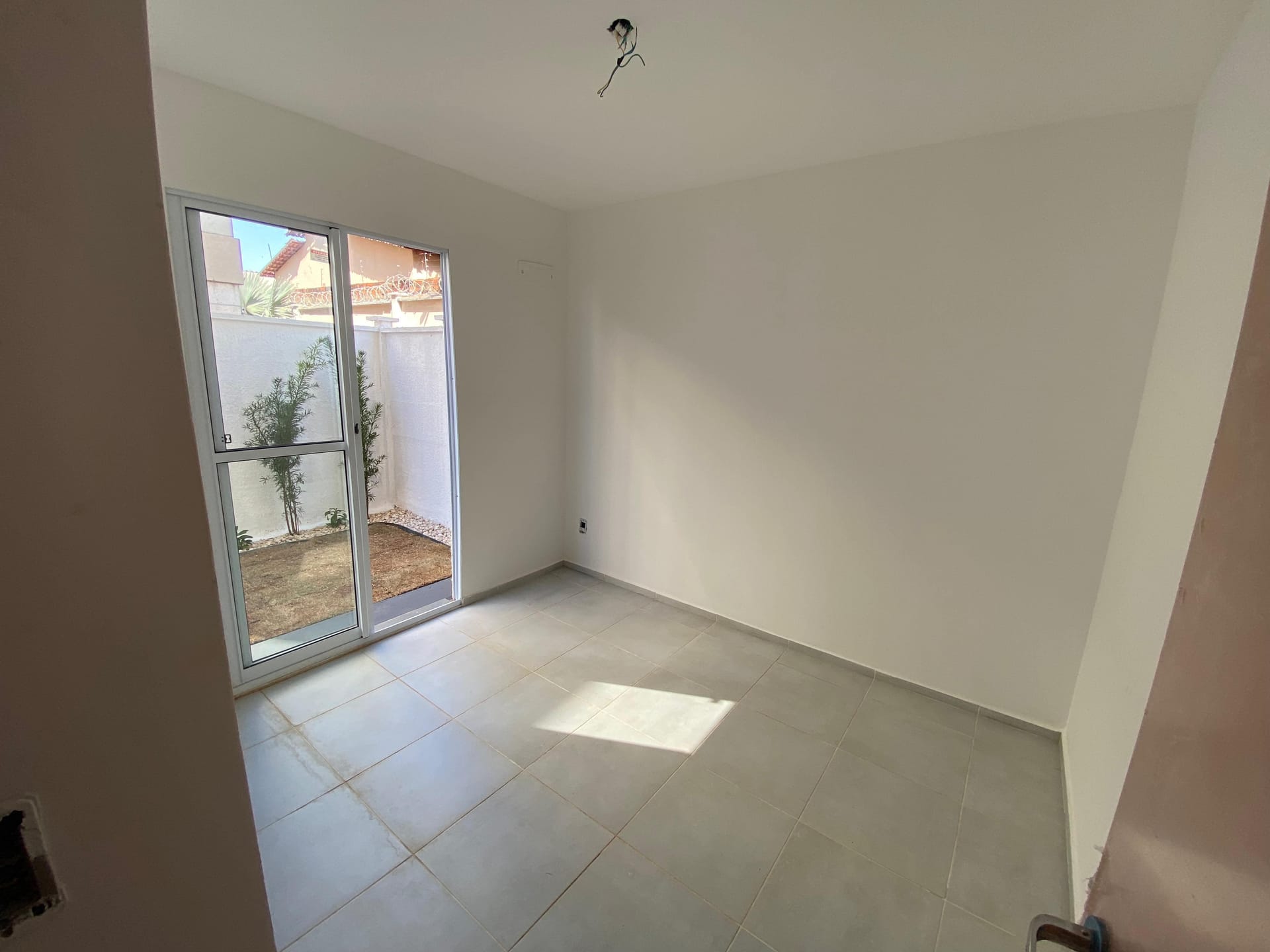 Apartamento à venda com 2 quartos, 47m² - Foto 2