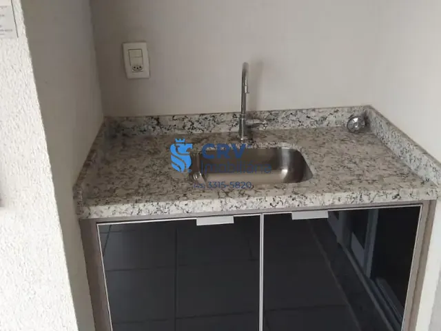 Apartamento com 117m² 3 quartos e 2 banheiros, para alugar, no bairro Centro em Londrina