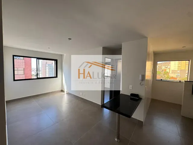 Apartamento 1 quarto e 1 banheiro, à venda, no bairro Santa Efigênia em Belo Horizonte