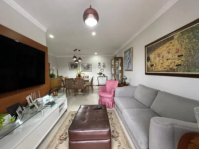 Apartamento 3 quartos e 3 banheiros, à venda, no bairro Alto em Teresópolis