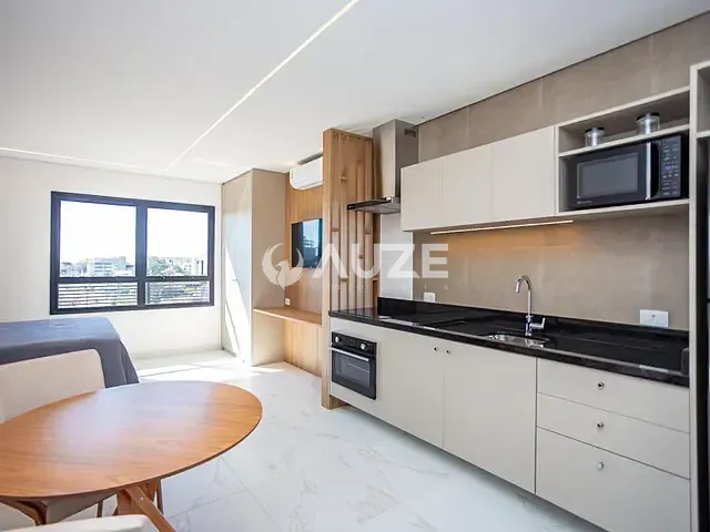 Apartamento com 30m², à venda, no bairro Cristo Rei em Curitiba