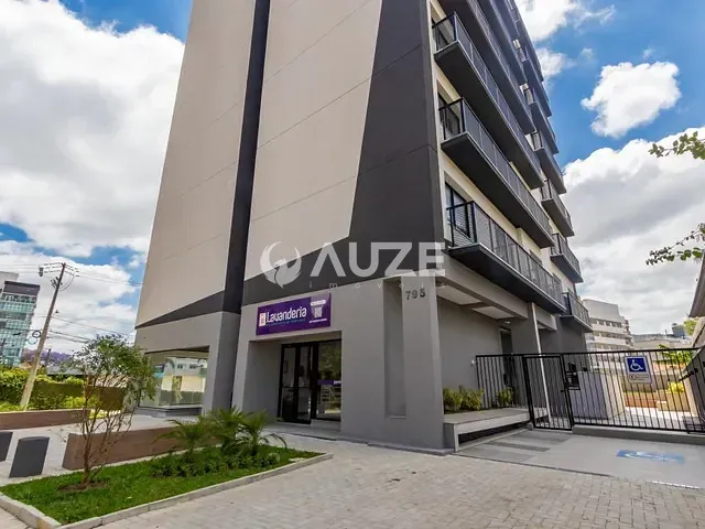 Apartamento com 30m², à venda, no bairro Cristo Rei em Curitiba